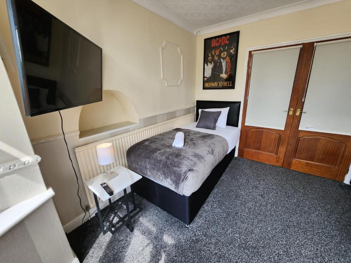 Sheldon Shared House Hotel Solihull Kültér fotó