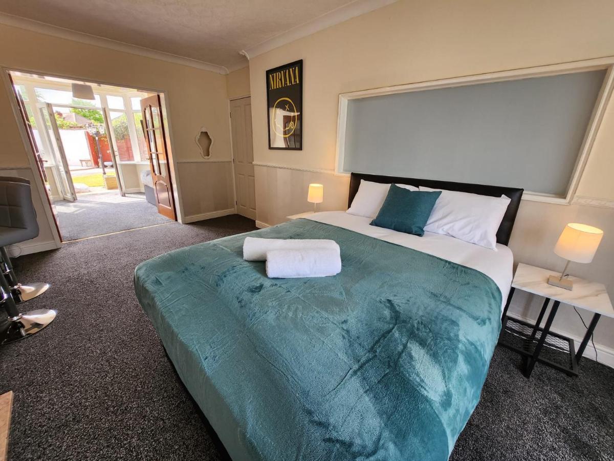 Sheldon Shared House Hotel Solihull Kültér fotó